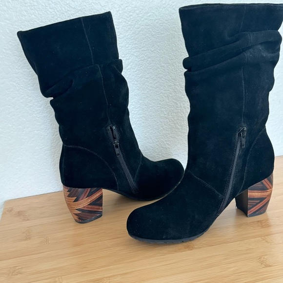 L'AMOUR DES PIEDS Rouched  Suede Black Leather Boots Size 7.5 - Picture 5 of 13